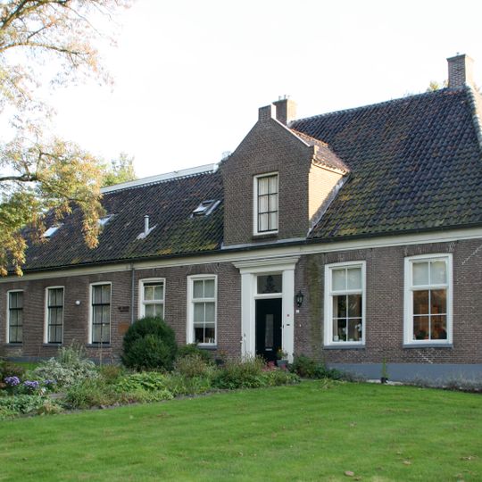 Kloosterstraat 2, Ruinen