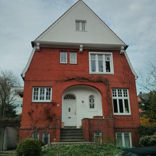 Wohnhaus Richard-Dehmel-Straße 4