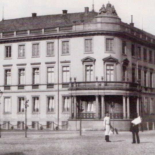 Alexanderpalais