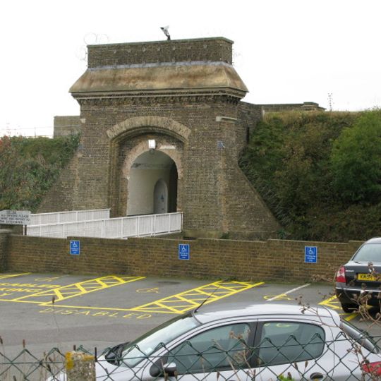 Fortifications, Roman lighthouse and medieval chapel on Western Heights