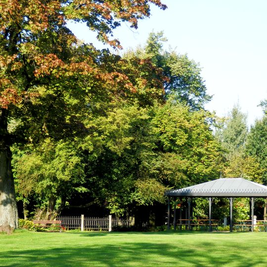 Palace park in Borynia