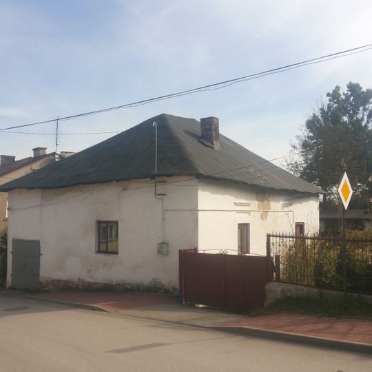 2 Szkolna Street in Chęciny