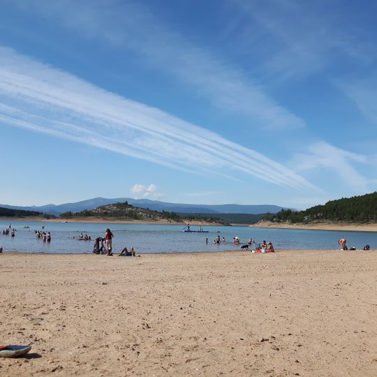 Playa del embalse de Aguilar