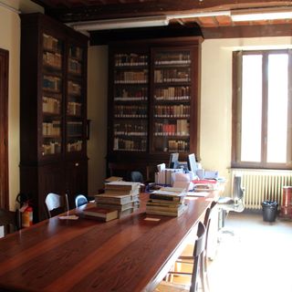 Academy of Fisiocritici Library