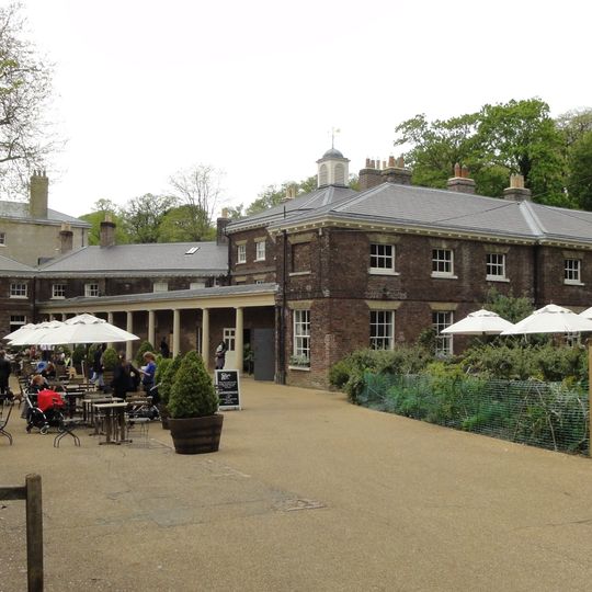 Service wing and outbuildings to Kenwood House