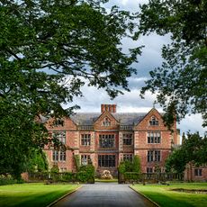 Dorfold Hall