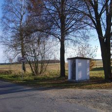 Kaplička jižně od Těmic