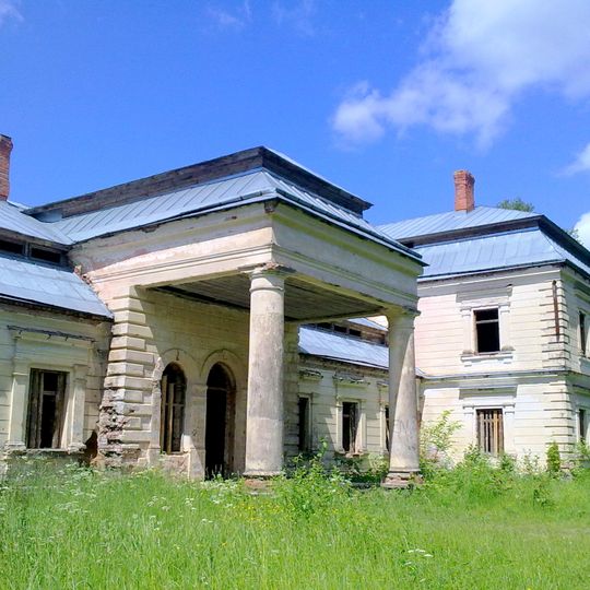 Manor of Plater in Opsa