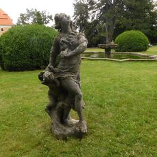 Socha Didó v zámeckém parku ve Valči