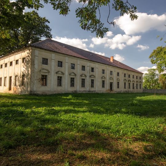 Palace in Krzywiczyny