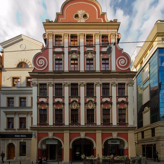 Kamienica Pod Trzema Dębami we Wrocławiu