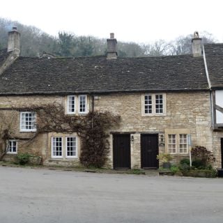 Court Cottage  House Adjoining White Hart Inn To South