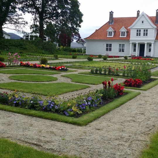 Stend hovedgård, Bergen