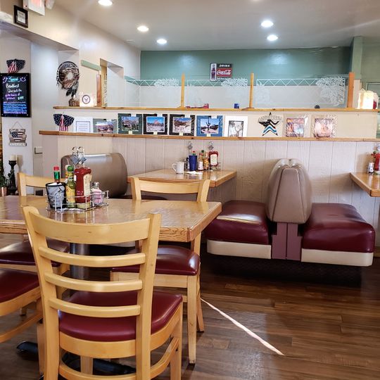 Show Low Cafe