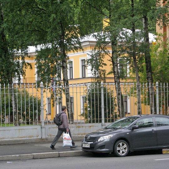 Ограда сада Академии