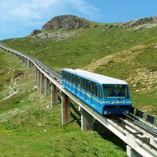 Sankt Moritzer Bergbahnen