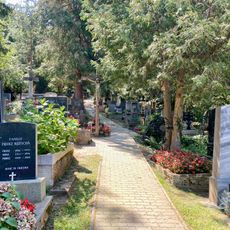 Höflein an der Donau Cemetery