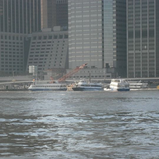 Pier 11/Wall Street