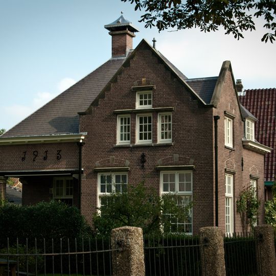 Voormalige conciergewoning