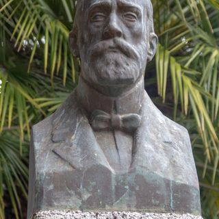 Bust of Francisco G. Fajardo Hernández Bermejo