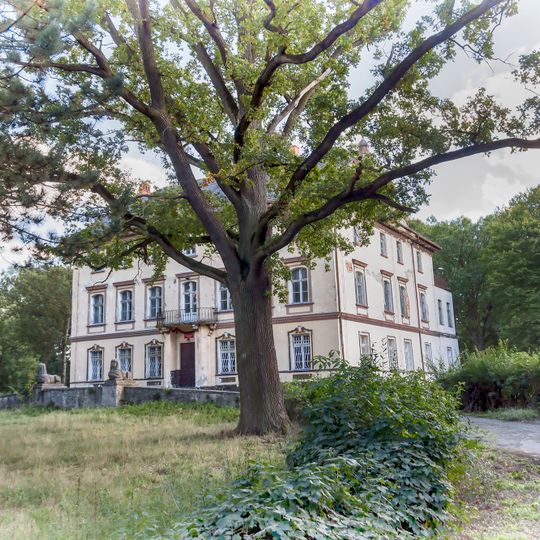 Palace in Jakubowice