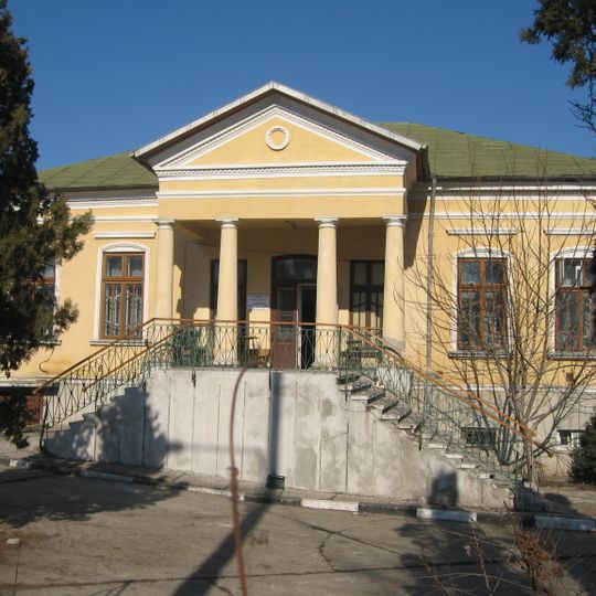 House of five roads in Iași