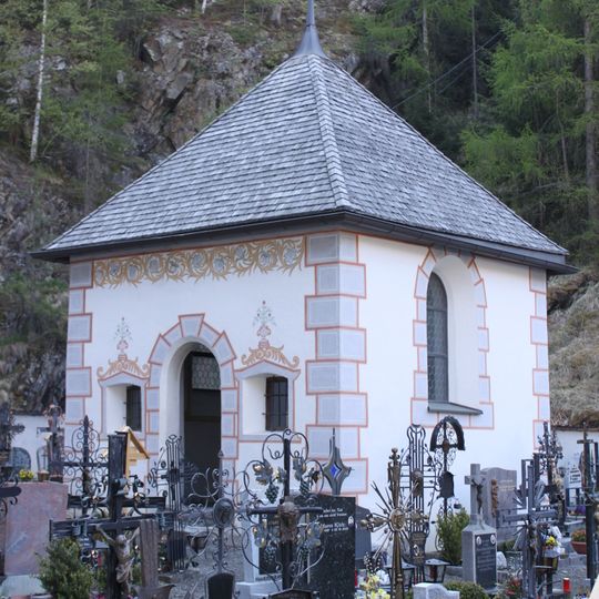 Friedhofskapelle in Oberlängenfeld