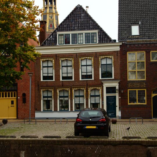 Pand met verdieping en dakkapel