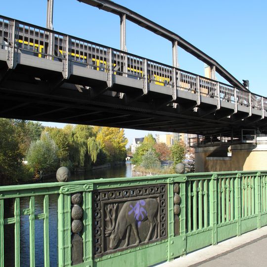 Relief Hirsch und Bär