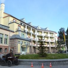 Grandhotel Kempinski, dom liečebný I.