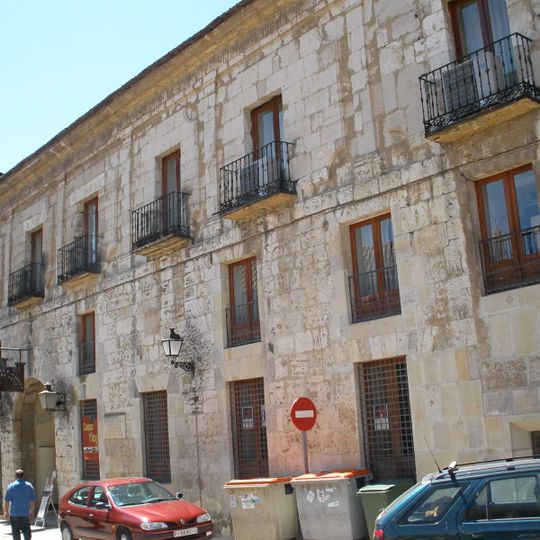 Biblioteca Pública Municipal de Dueñas - Ana García