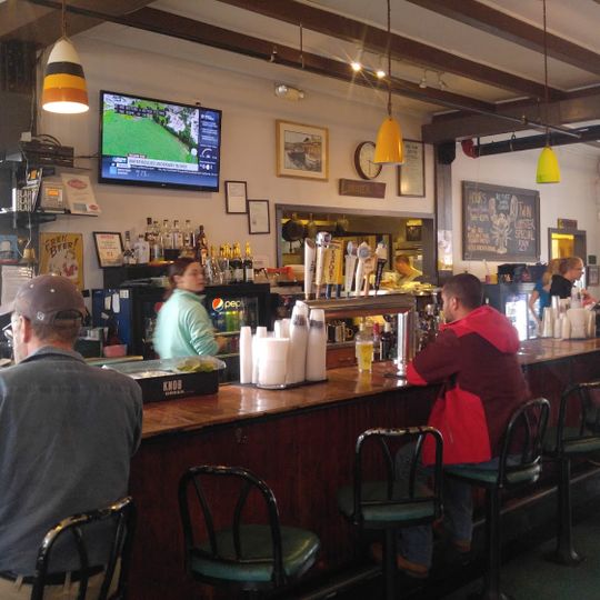 The Porthole Restaurant and Pub