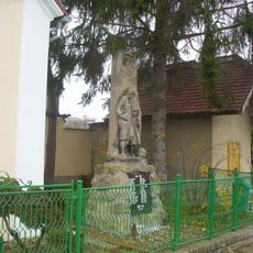 Pomník padlým u kaple v Jimlíně