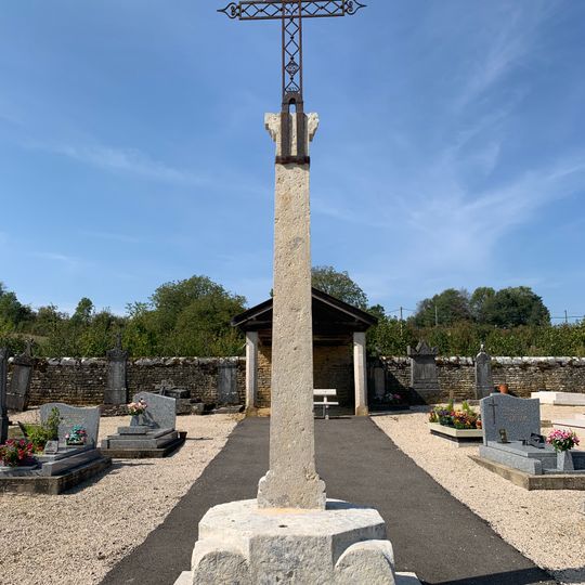 Cemetery cross of Villereversure