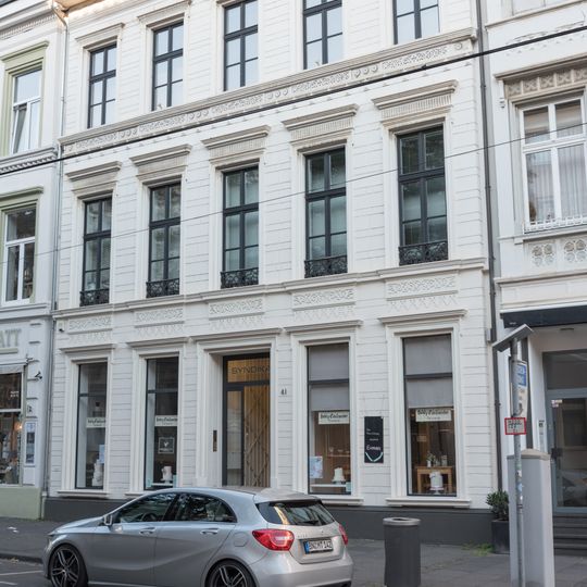 Thomas-Mann-Straße 41