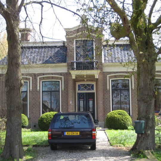Tsjerkebuorren 43, Oppenhuizen