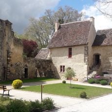 Le vieux château, Juillé