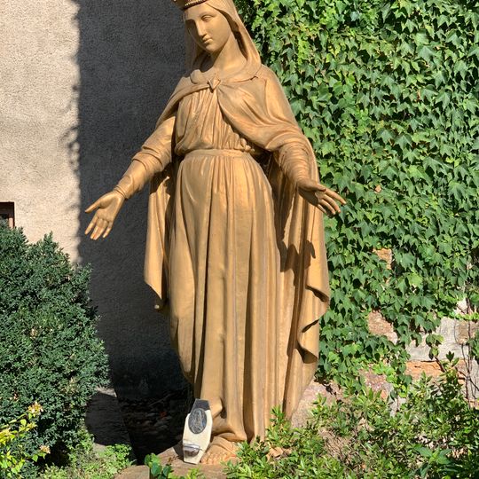 Statue de la Vierge Marie de l'église de Neyron