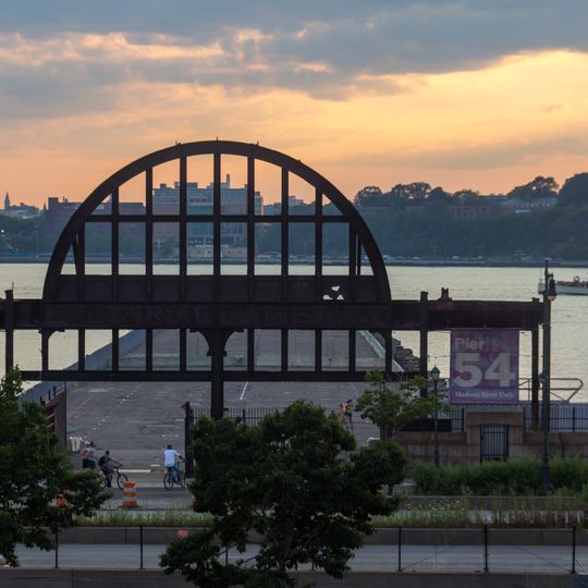 Pier 54 Arch