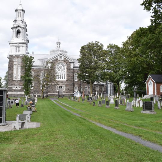 Site institutionnel de l'église de Sainte-Hénédine