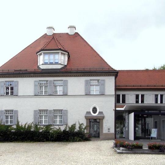Pflegschloss