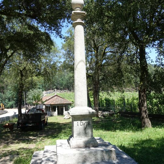 Cruzeiro da capela de Santo António