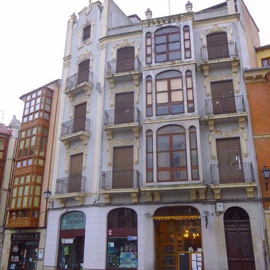 Casa de Romualdo Pérez