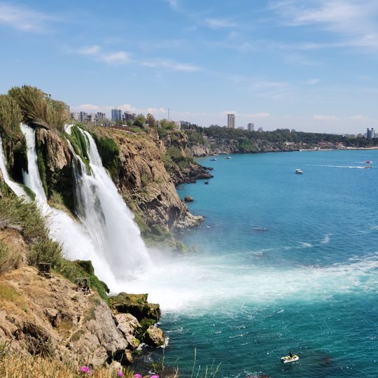 Duden Waterfalls - Karpuzkaldıran Cross Park