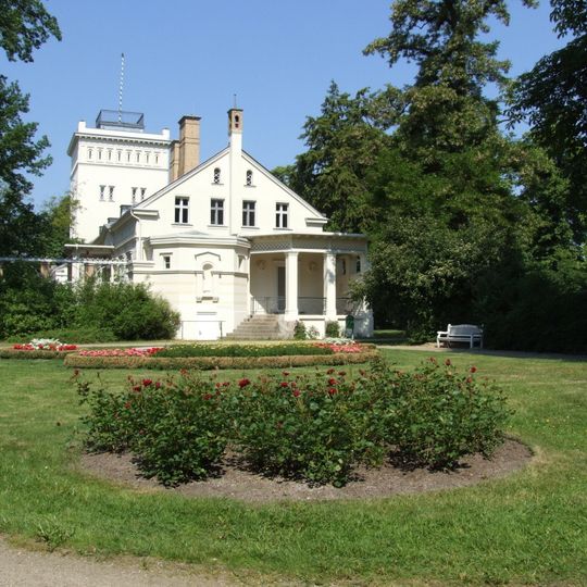 Gut Marienfelde, Amtshaus, vor Alt-Marienfelde 17/21