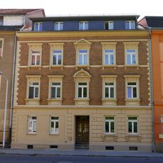 Apartment house in closed development Lange Straße 40