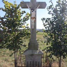 Kříž západně od Opatova