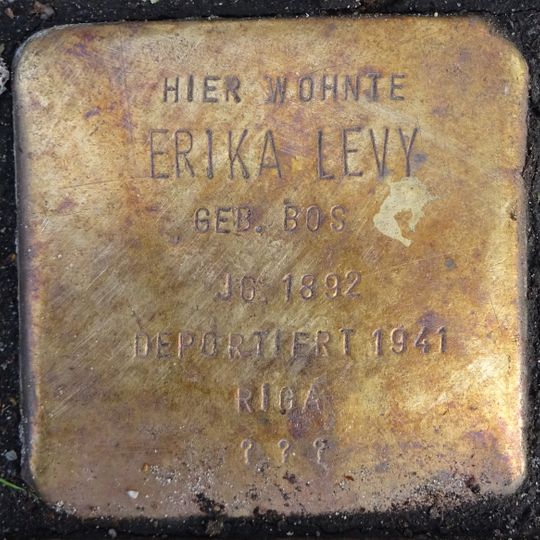 Stolperstein dedicated to Erika Levy