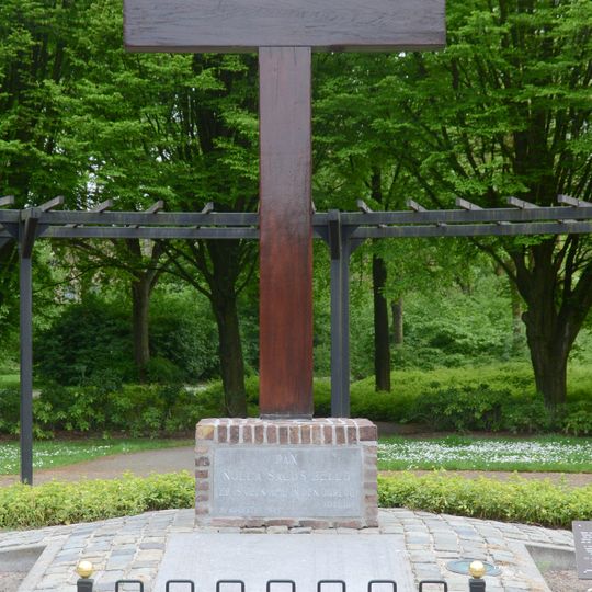 Oorlogskruis in het Kruispark