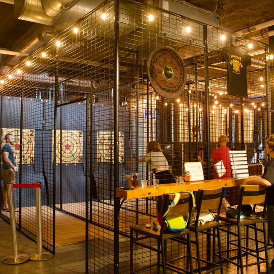 Minneapolis Axe Throwing